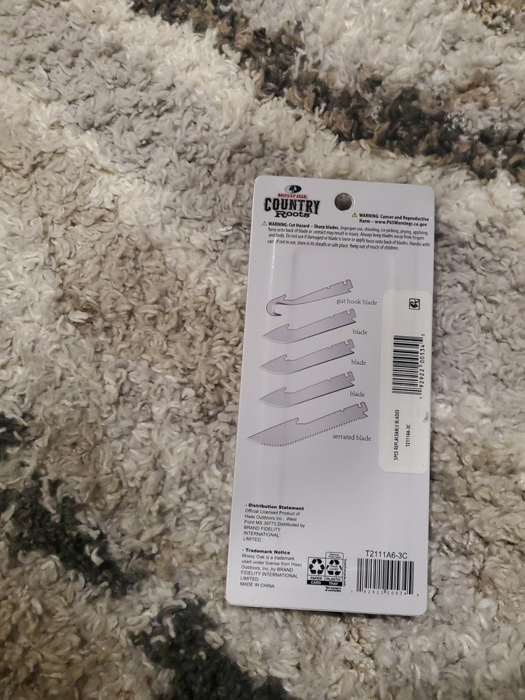 Mossy Oak Country Roots 5pc Replaceable Blades.