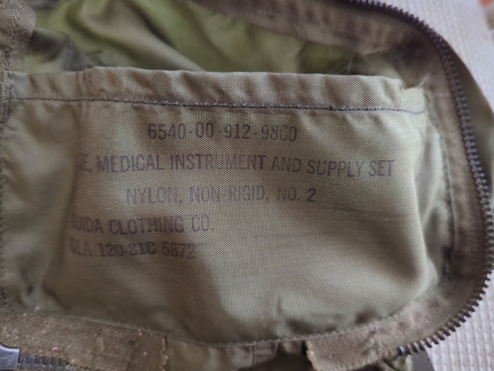 VINTAGE FIRST AID KIT GENERAL PURPOSE 6545-00-919-6650/WWII Soft Bag.