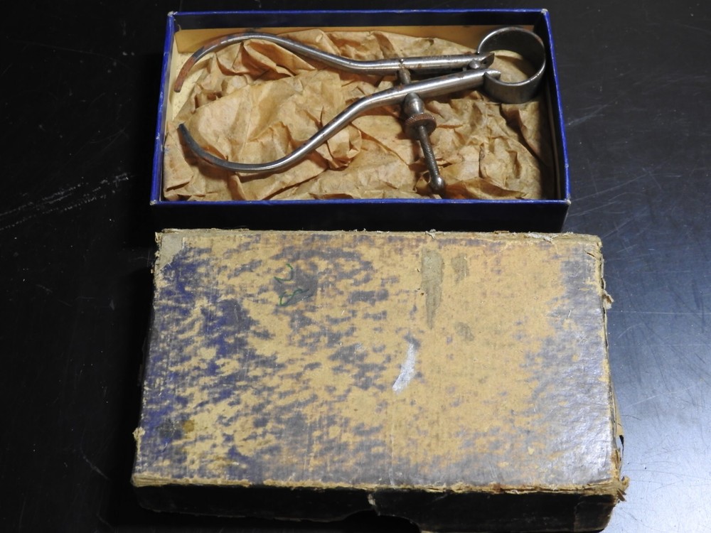 Brown & Sharpe Toolmakers Outside Spring Caliper 4 inch in box