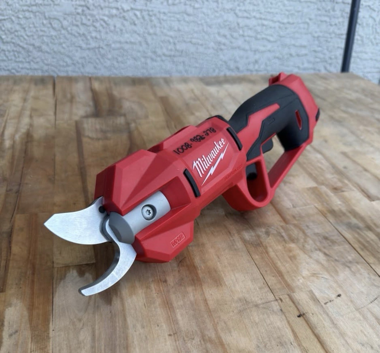 Milwaukee 2534-20 M12 12V Brushless Cordless Pruning Shears (Tool Only)