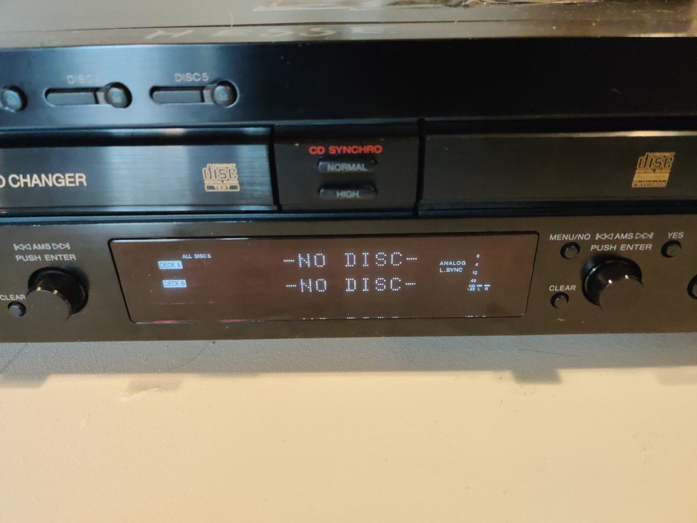 Sony RCD-W222ES CD Changer/Recorder Includes Remote Read