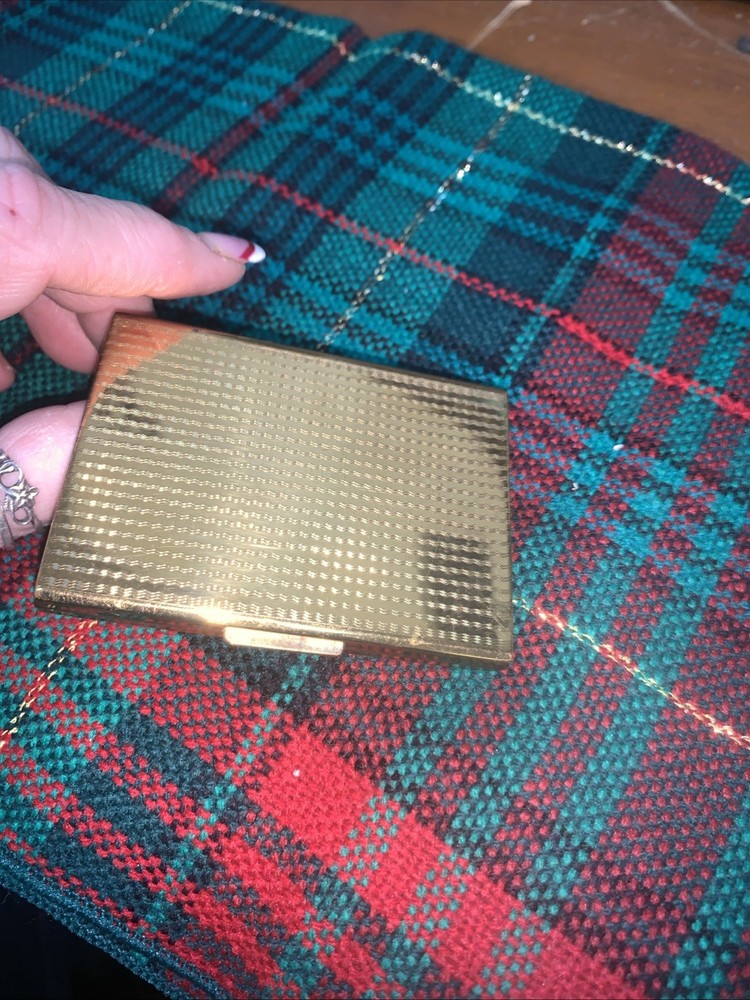 Vintage powder box