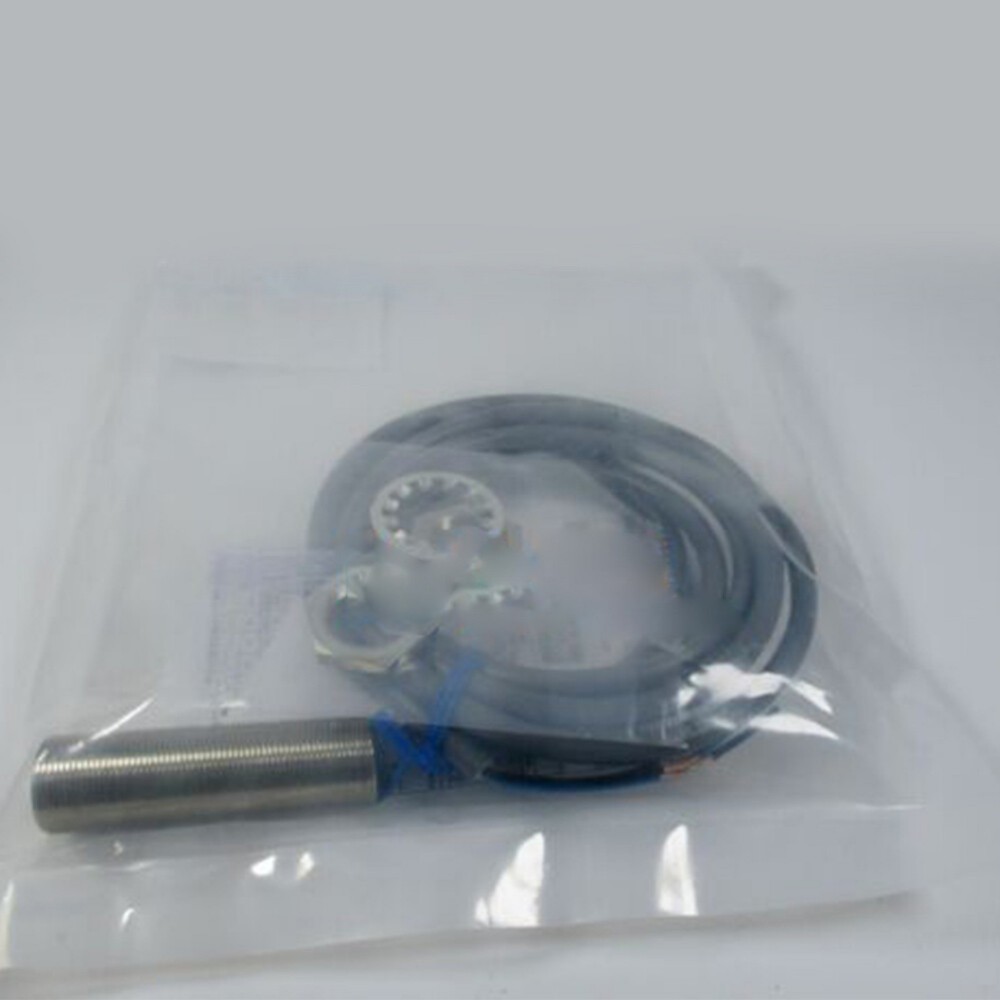 1PCS New For Proximity Switch Sensor E2E2X5C1 E2E2-X5C1
