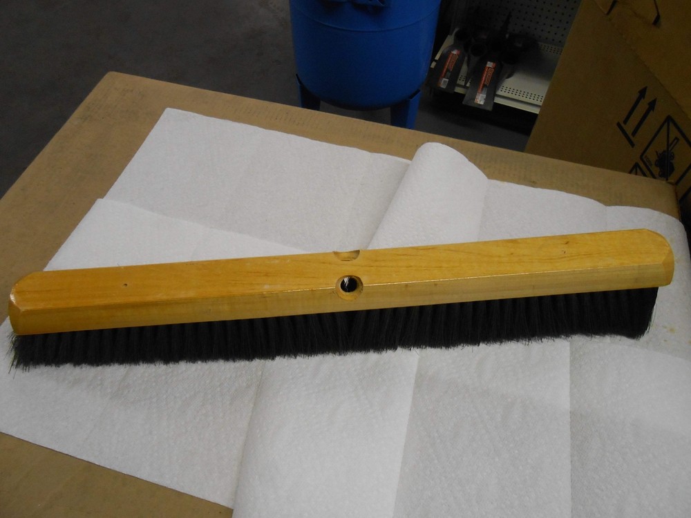 FLO-PAC 1CF16/208P 24" PUSH BROOM PLASTIC FILL 39360