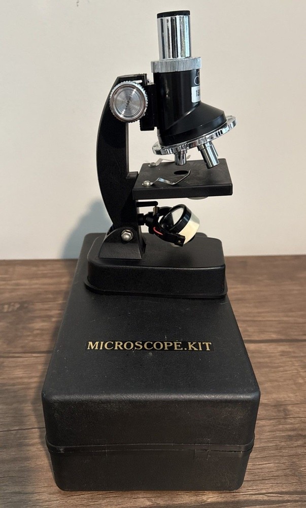 Vintage Sersi 150X-600X Microscope