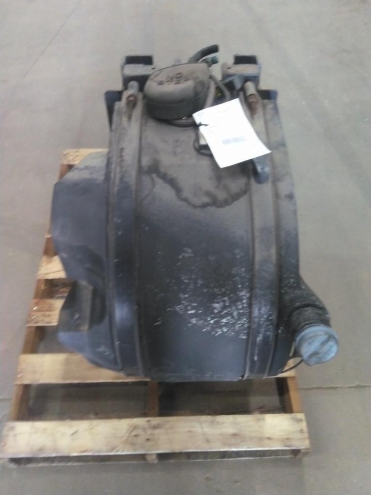 Replaces 2018 PETERBILT 579 DEF TANK ,  IL