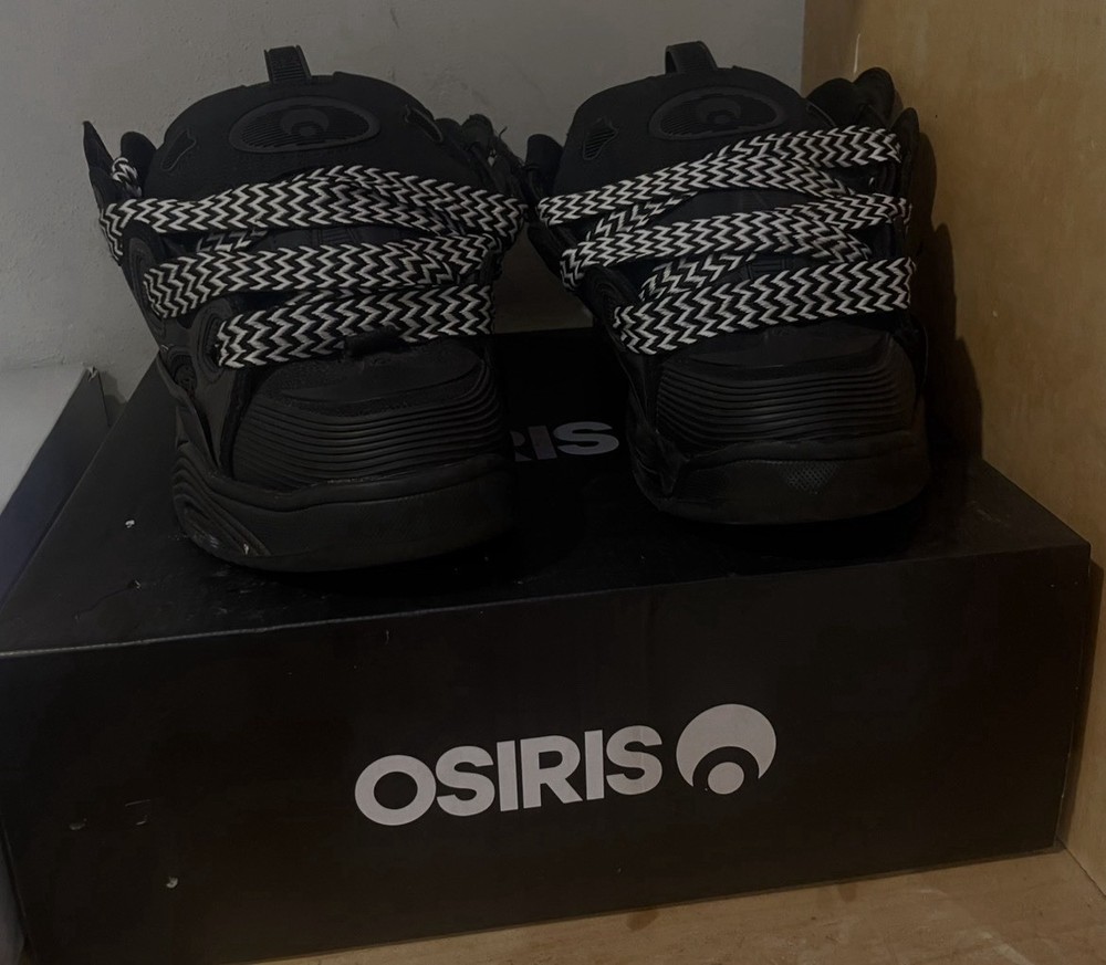 Osiris Skateboarding Shoes Black with Patterned Laces