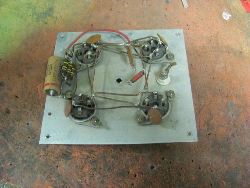 LOT 811 572B 4 TUBE SOCKET AND PLATE CAPACITOR CHOKE PREWIRED CERAMIC INSULATOR