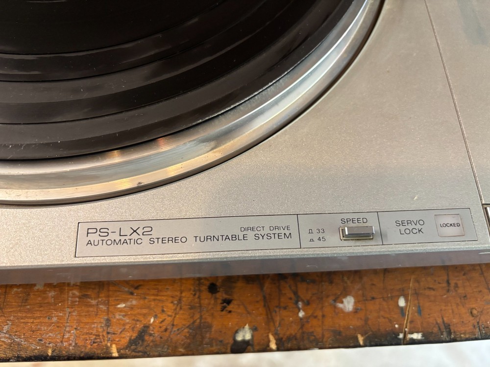 Vintage Sony PS-LX2 Turntable - Missing Headshell - Powers on
