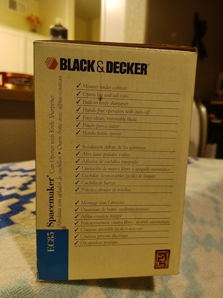 BLACK & DECKER Spacemaker EC85 Under-Counter Can Opener Knife Sharpener Open Box