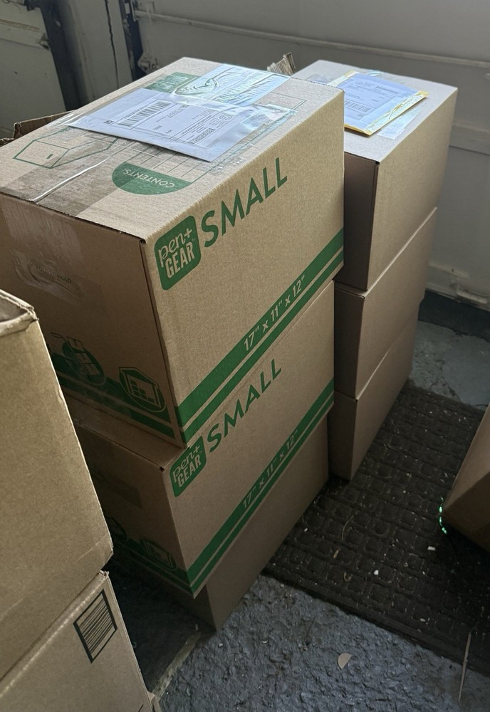 Amazon Box. 10+ Items Electronics & Home Guaranteed $200 Retail Value