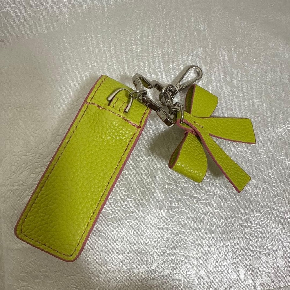 poppy Charm lip case
