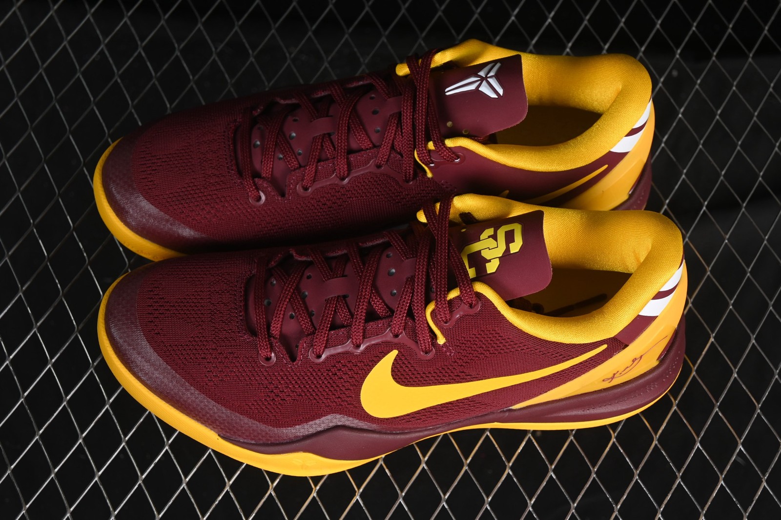 NK Kobe 8 Protro "USC Trojans" Men's Basketball Shoes - Red/Yellow HF7484-600