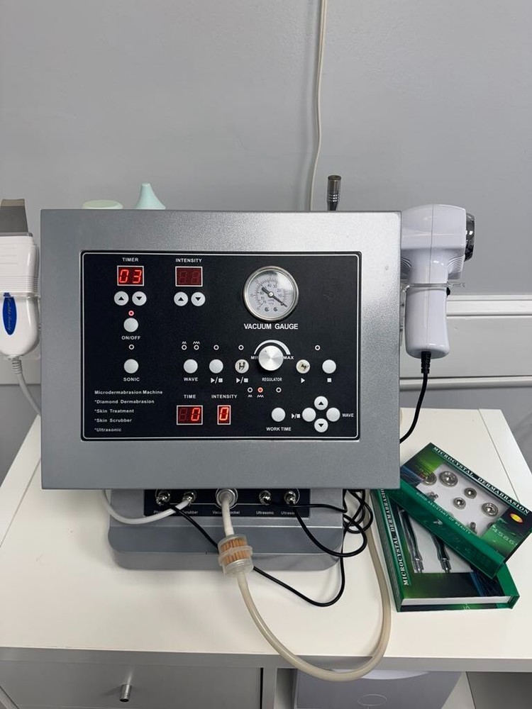 Microdermabrasion Machine Excellent Working Condition