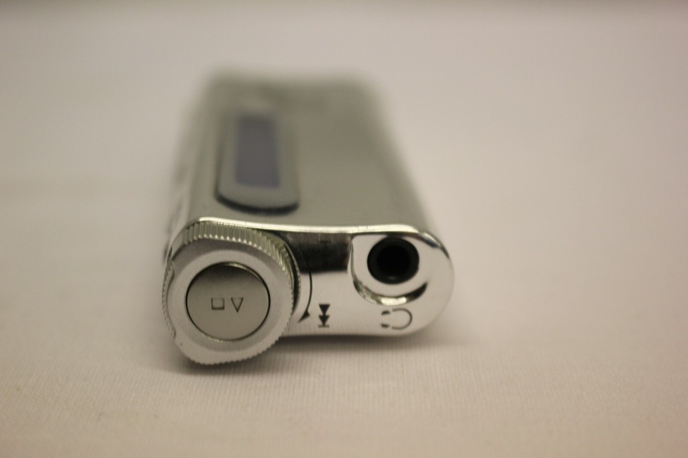 SONY WALKMAN NW-E5 PORTABLE MP3 IC AUDIO PLAYER BUNDLE