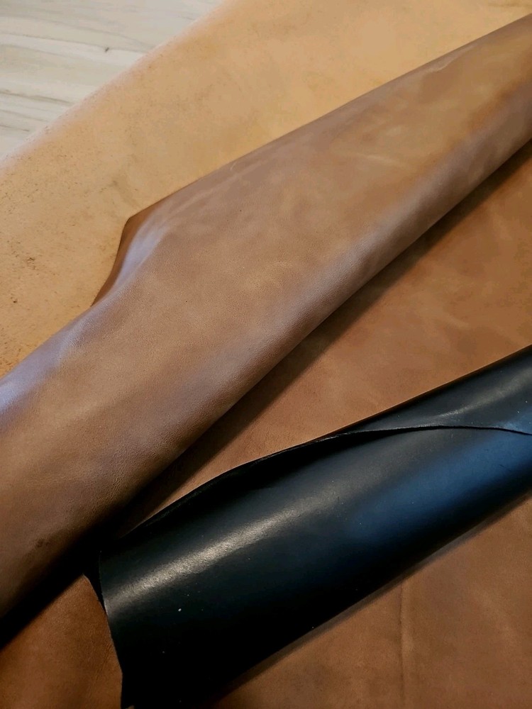 4-5oz CAMEL BROWN VEGETABLE TAN SMOOTH LEATHER HIDE PANEL,SHEET,SQUARE 22+s