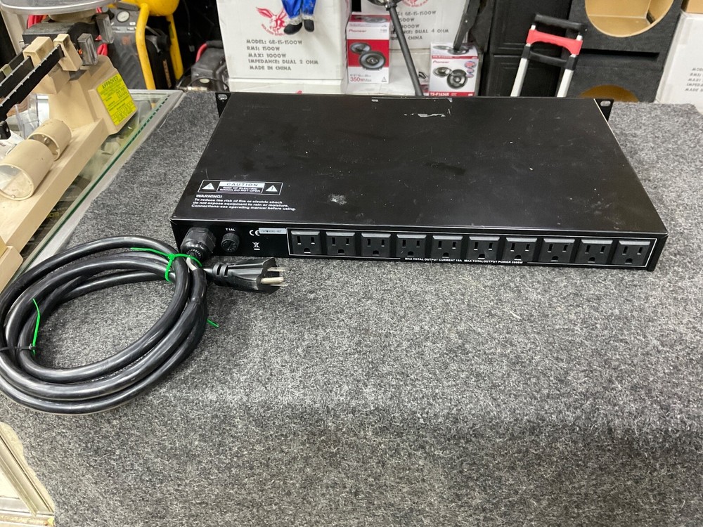 Carvin AC120S Sequenced Output Power Conditioner Rack Mounted 10 Outlets