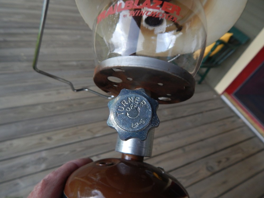WINCHESTER Trailblazer Propane Gas CAMPING LANTERN