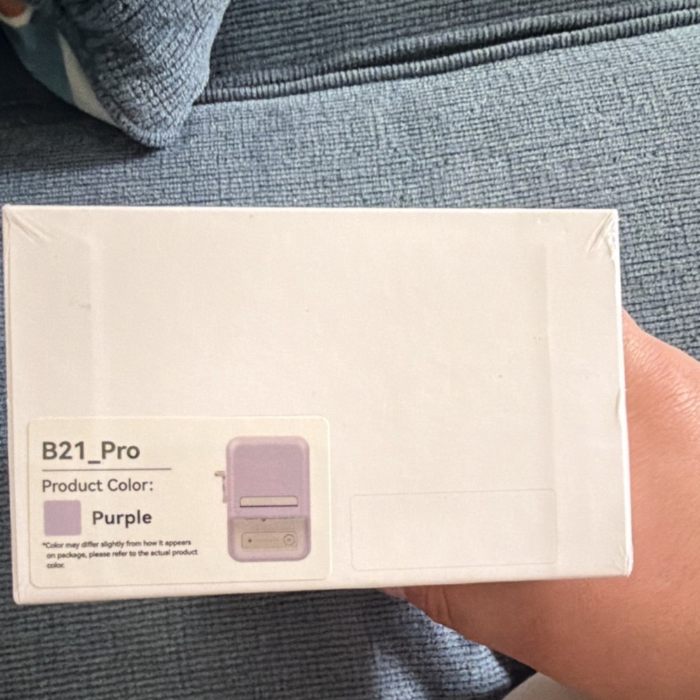 NIIMBOT B21 Pro Bluetooth Inkless Label Printer 300 dpi Purple