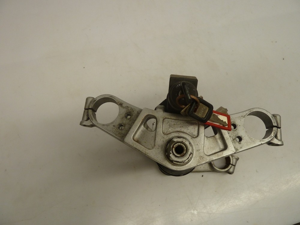 Kawasaki GPX600 Fork Yokes with ignition switch.