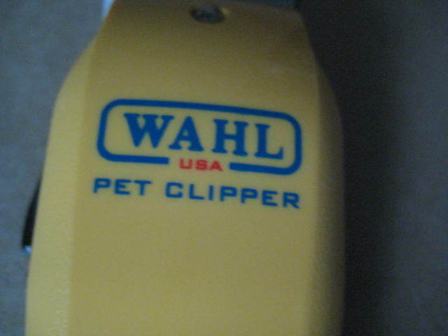WAHL BASIC PET GROOMING CLIPPER KIT with Storage Box