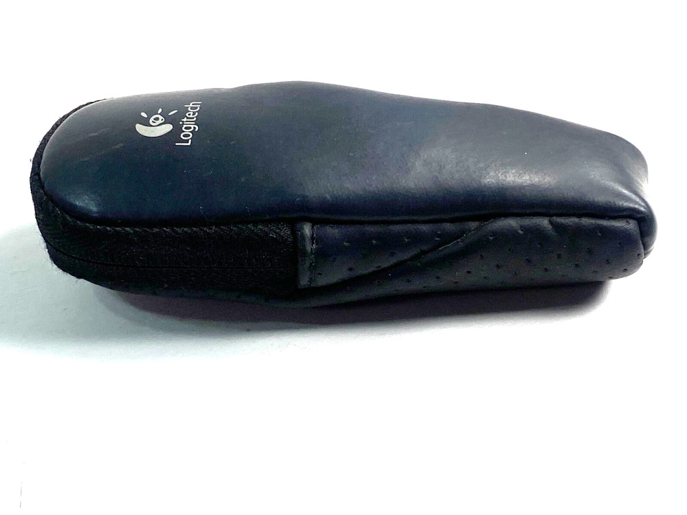 Logitech R400 Presentation Pointer-Wireless-Laser-Radio Freq-Black-USB
