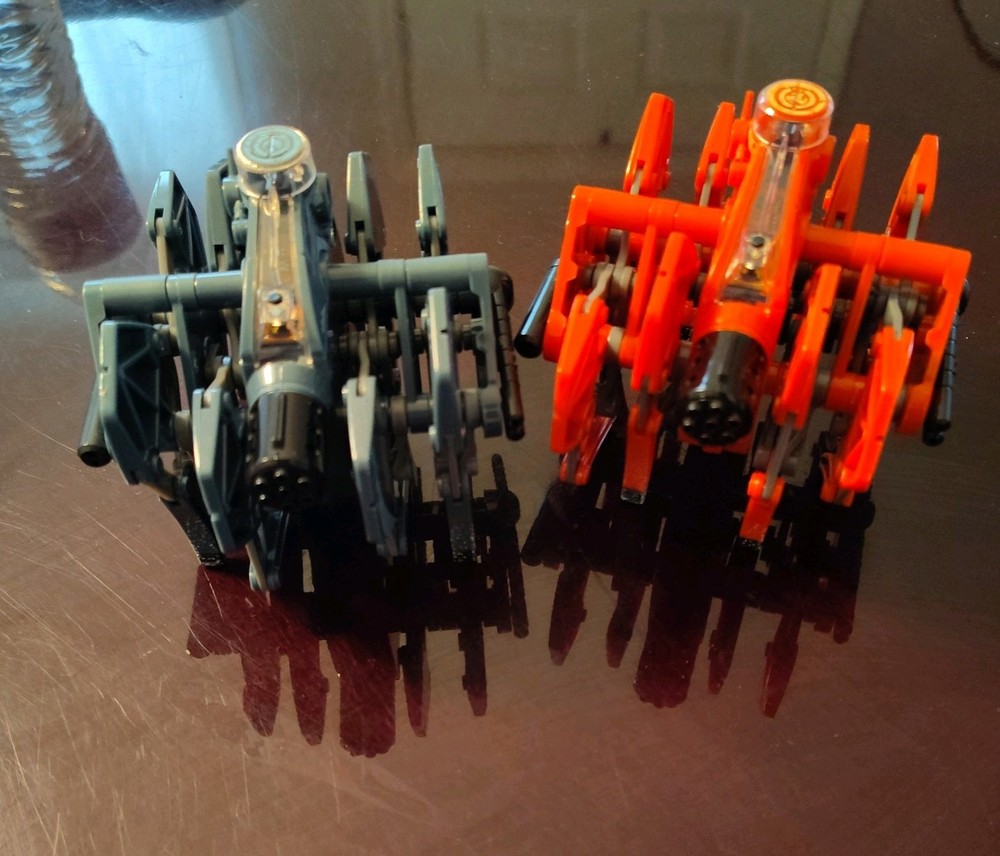 2 HEXBUG BATTLE GROUND TARANTULA