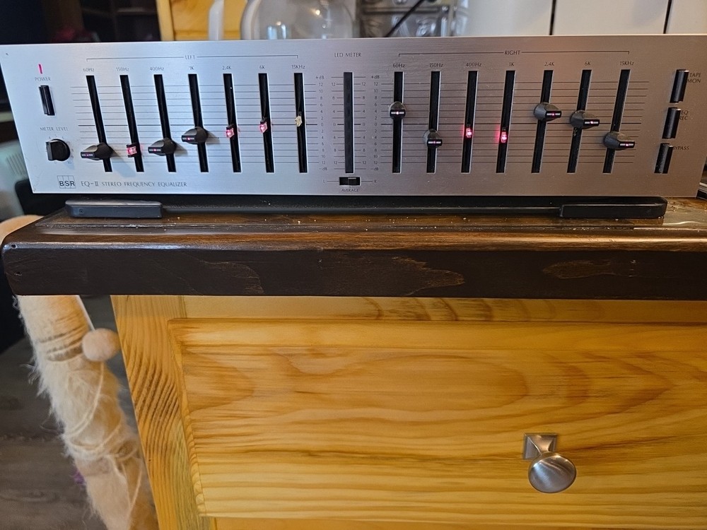 Vintage BSR EQ-II Silver Face 7-Band Stereo Frequency Equalizer. Missng Knobs