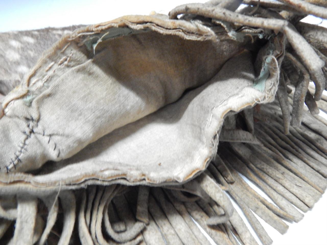 ANTIQUE 1890s BLACKFEET (PIKUNI) PLAINS INDIAN POUCH DOE HIDE POUCH / BAG