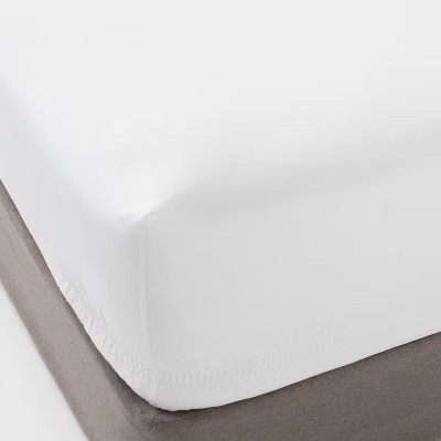 King 400 Thread Count Performance Fitted Sheet White - Threshold