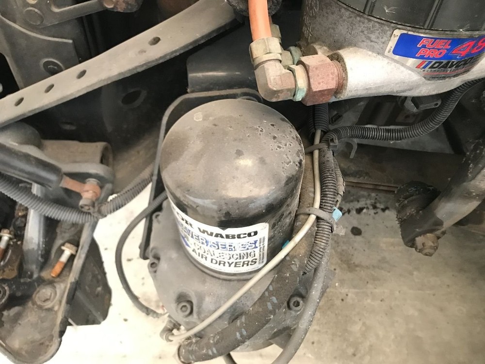 Meritor R950068 Air Dryer - Used