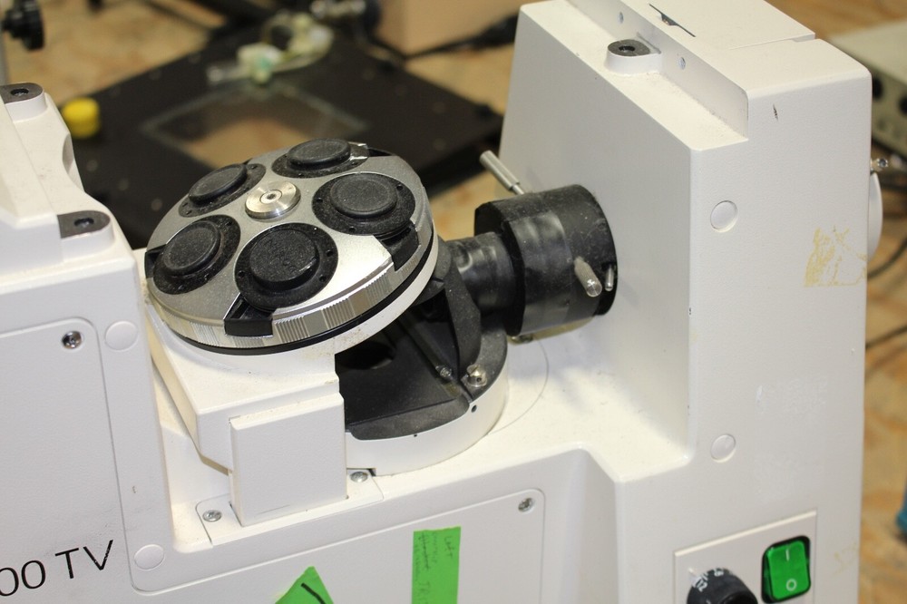 Carl Zeiss Axiovert 100TV Microscope