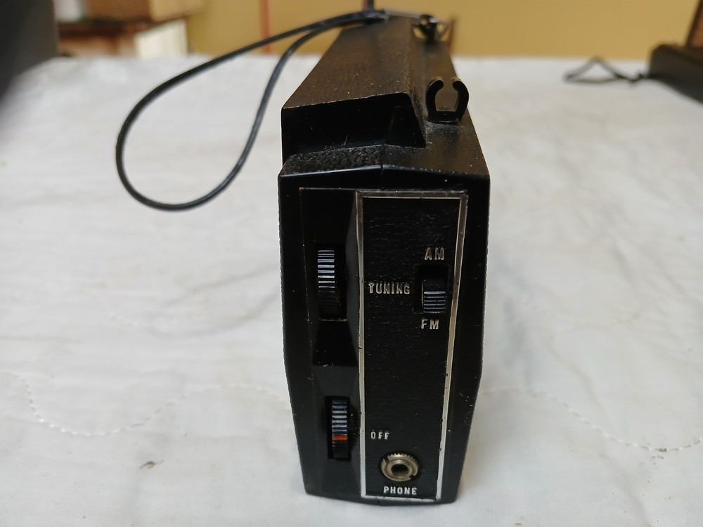 Sears Silid STATE AM & FM Transistor Radio