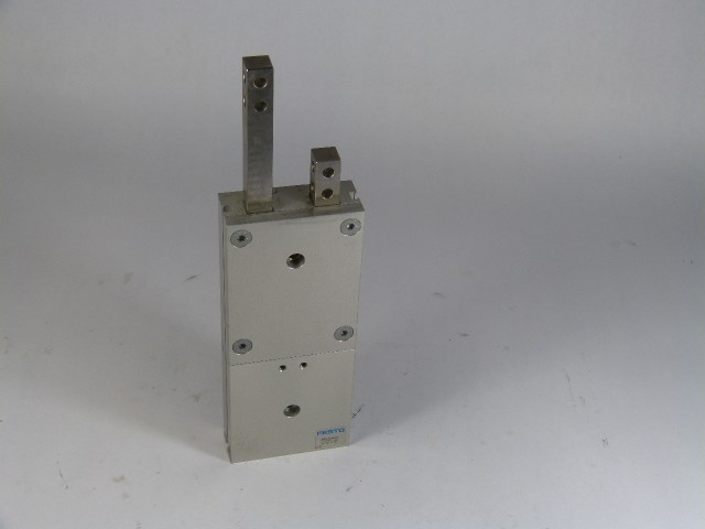 Festo HPV-22-60-A Feed Separator USED