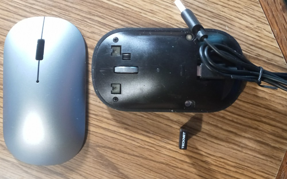 TECKNET 2.4 GHz Bluetooth Wireless Rechargeable Silent Mouse TK-MS001 Black