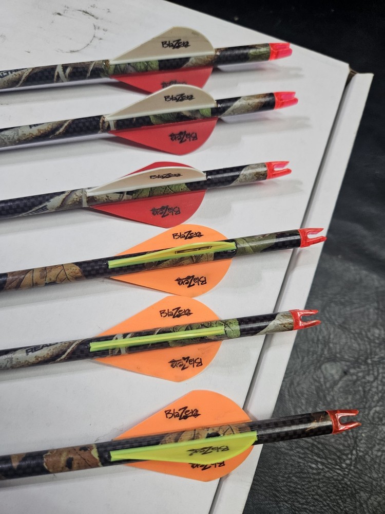 6 Beman ICS Hunter PRO Carbon Camo Arrows 340