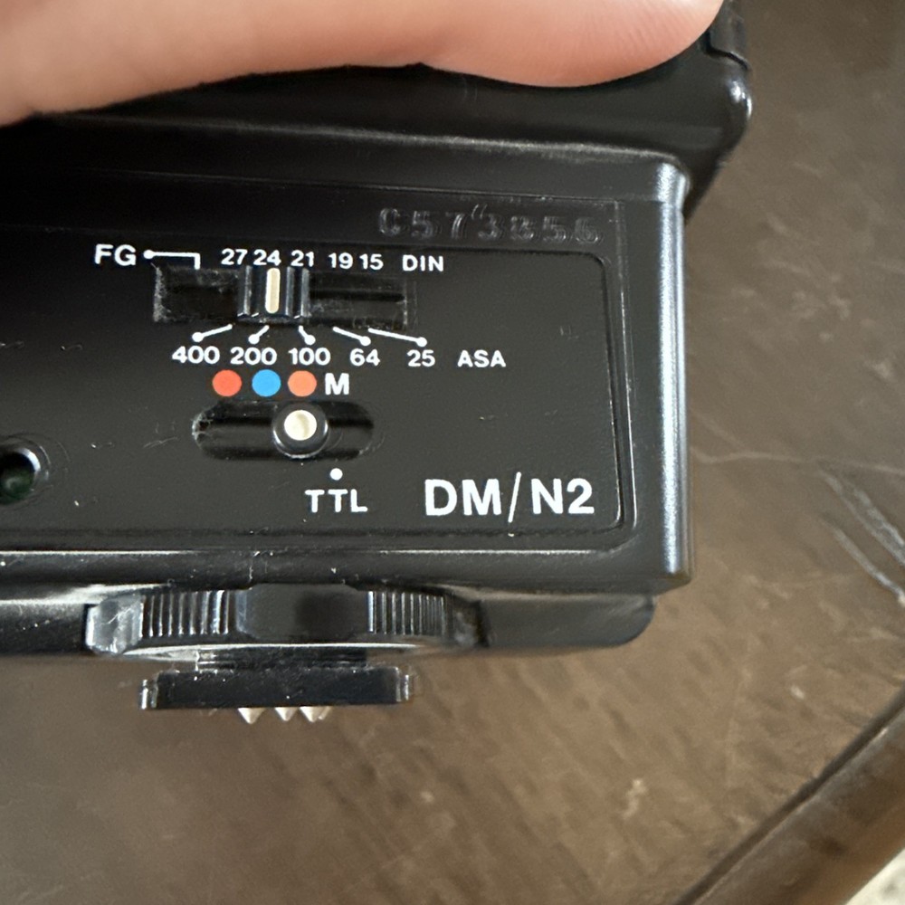 Vivitar Auto Thyristor 3700 Flash Unit - Tested