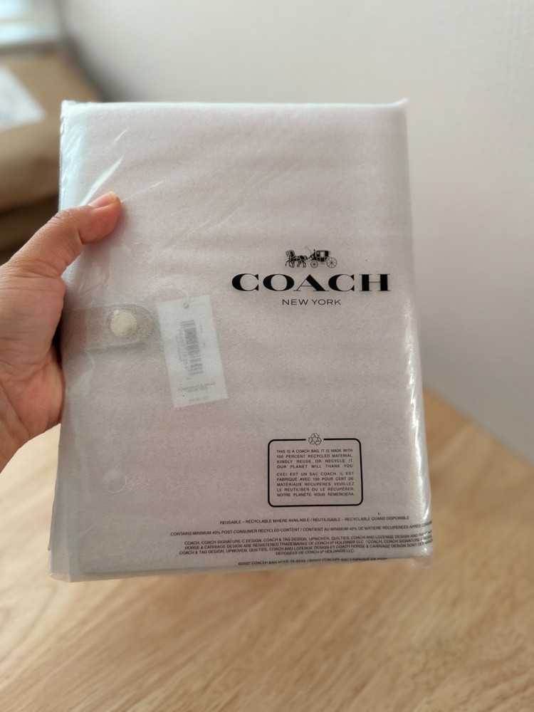 Authentic coach notebook powder pink 2026