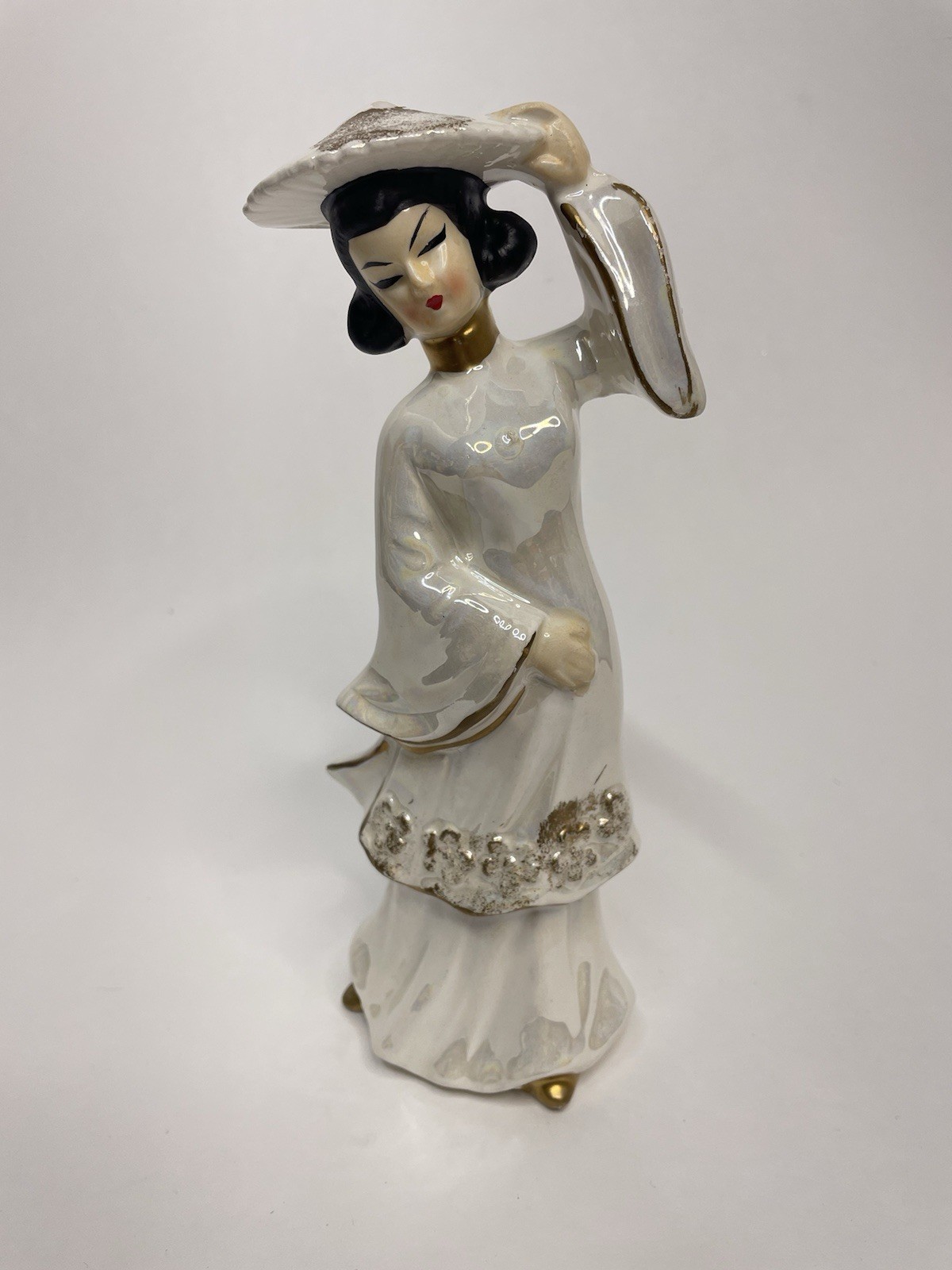 Vintage Geisha Porcelain Figurine Japanese Statue Vintage Iridescent White 8.5”