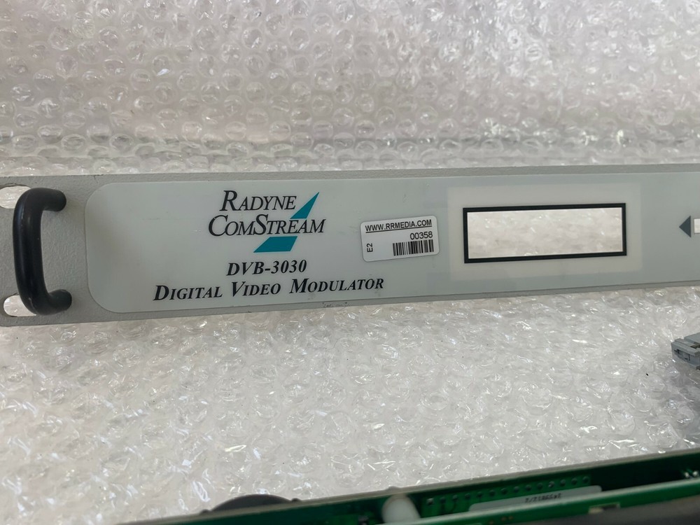 Radyne ComStream DVB-3030 ''Panel + buttons + electronic board'' Used