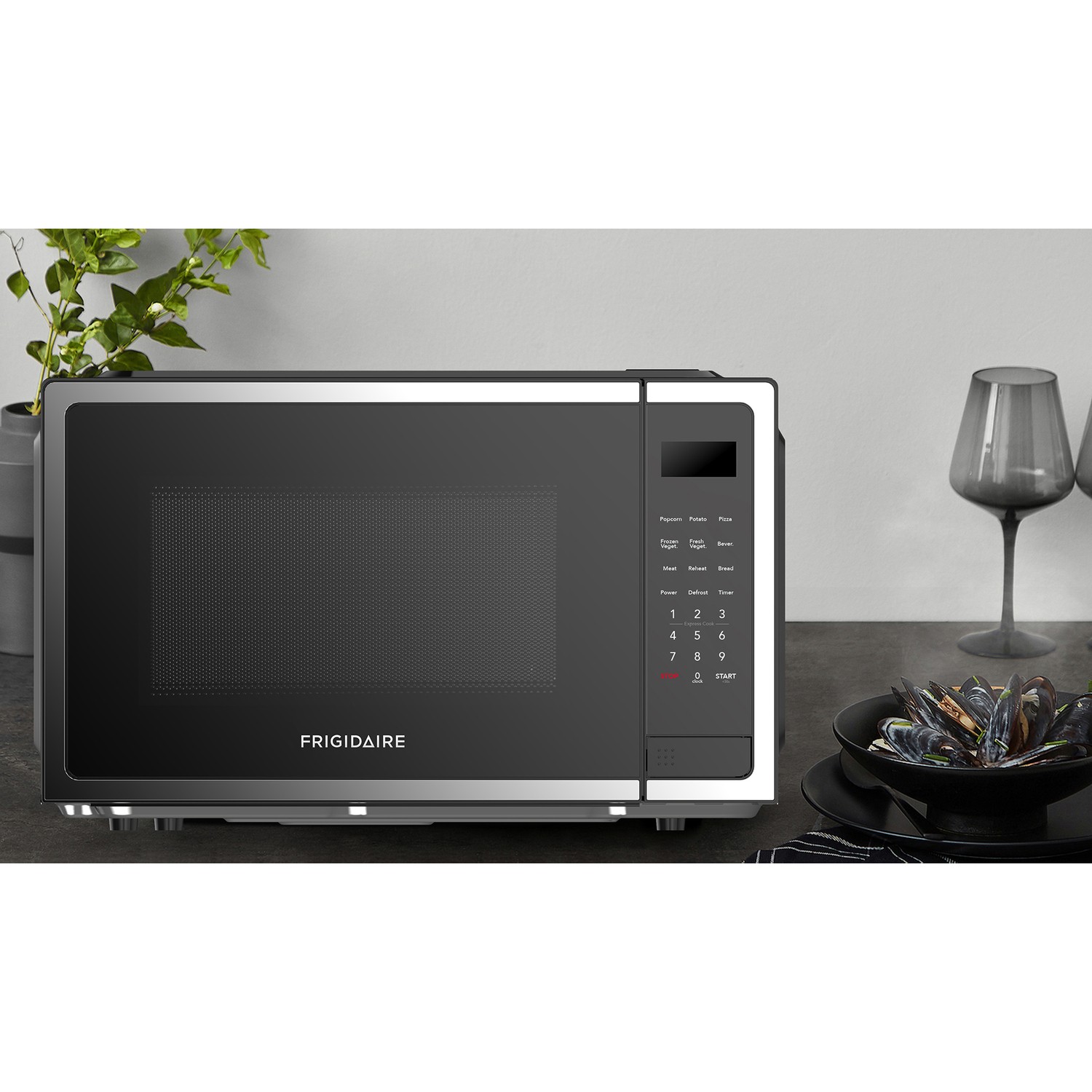 1.5 Cu Ft 1000W Stainless Steel Microwave