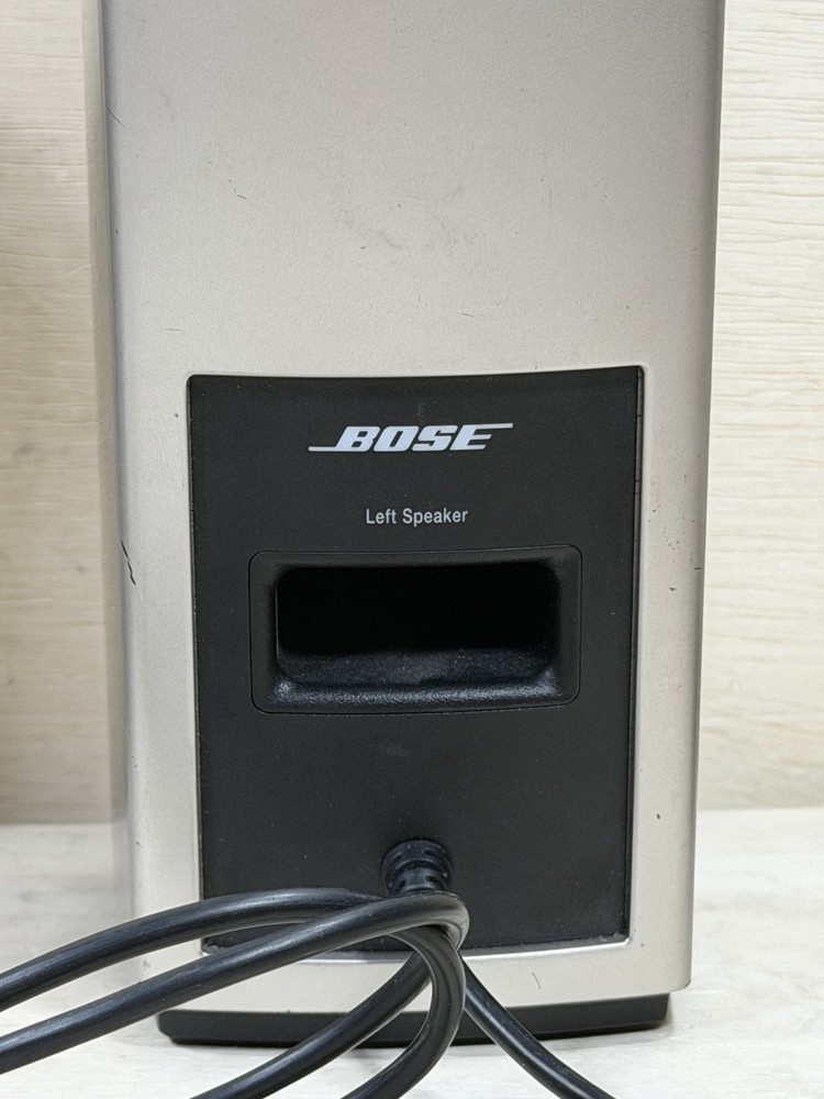 Bose Companion 20 Multimedia Computer Speaker System Silver, Wires, Pod - Tested