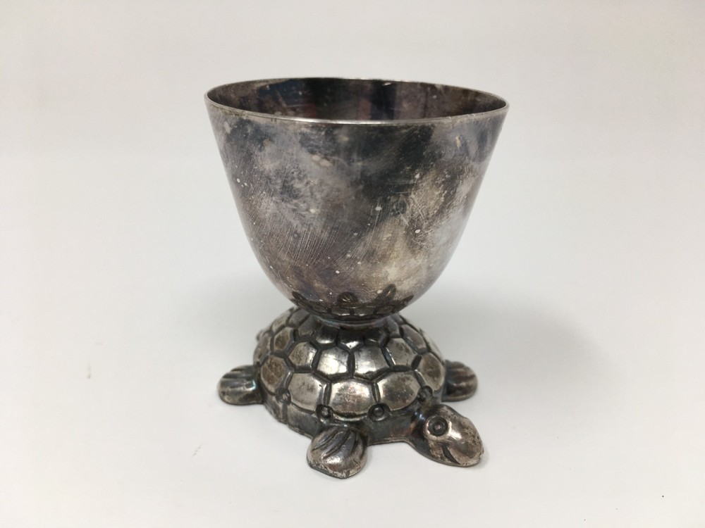 Vintage Reed & Barton Silver Plate Egg Cup - Turtle #272