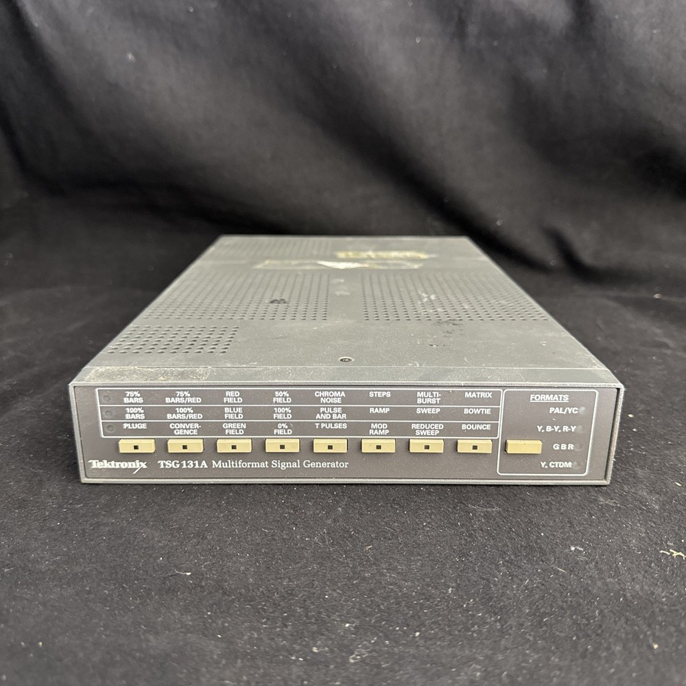 Tektronix TSG 131A Multiformat Signal Generator