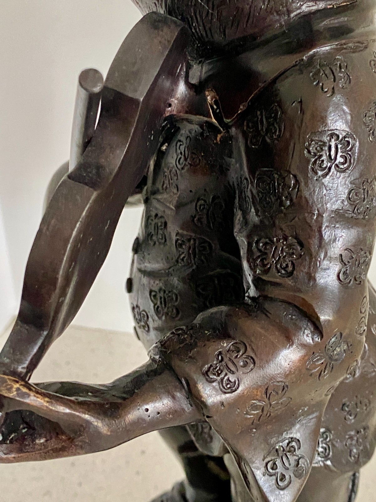 Vtg 16" Bronze Anthropomorphic Pig Sculpture Playing Violin Maitland Smith MCM