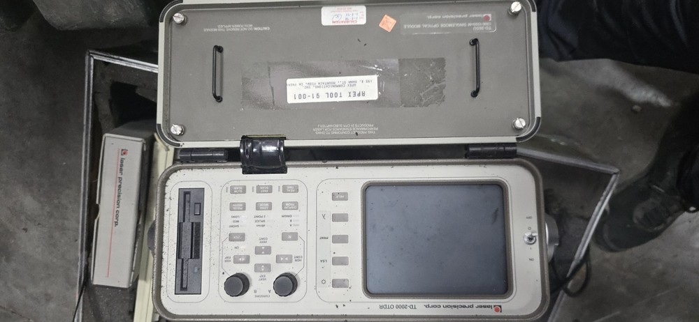 LASER PRECISION TD-2000 OTDR Optical Time Domain Reflectometer Fiber Testing