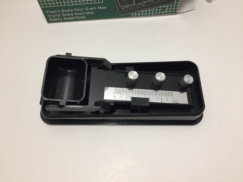 AKURATE Plastic Scale Four Gram Max Digital Scale Accuracy Ready Assembled USA