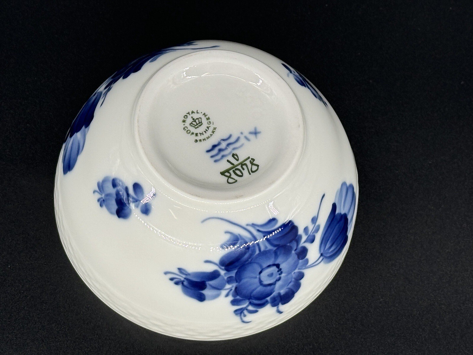 Royal Copenhagen Blue Flowers Braided 4 7/8” Round Cranberry Bowl 10/8078