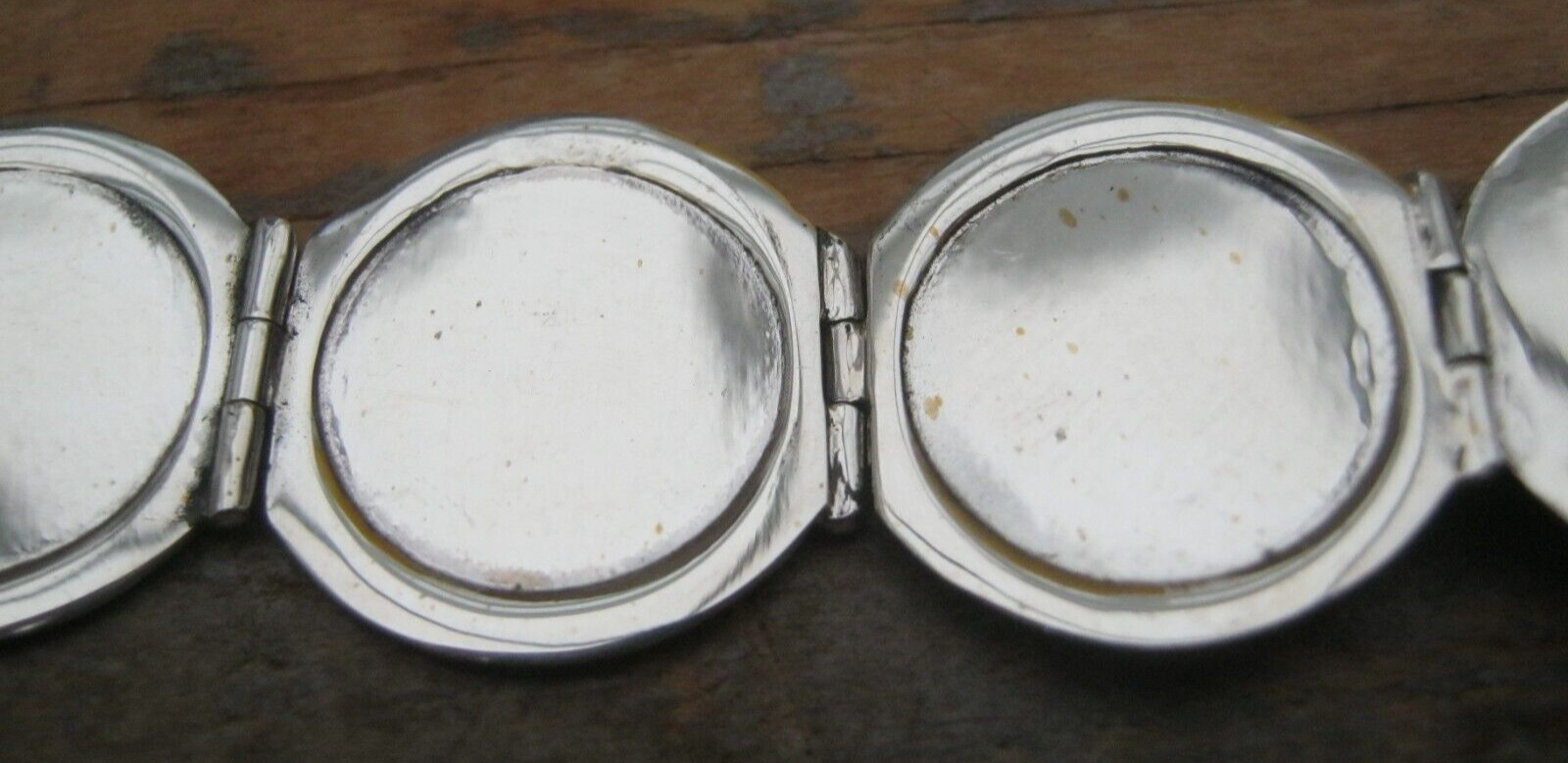 Pretty English HM Sterling Silver Engraved Folding Photo Ball Locket Pendant Fob