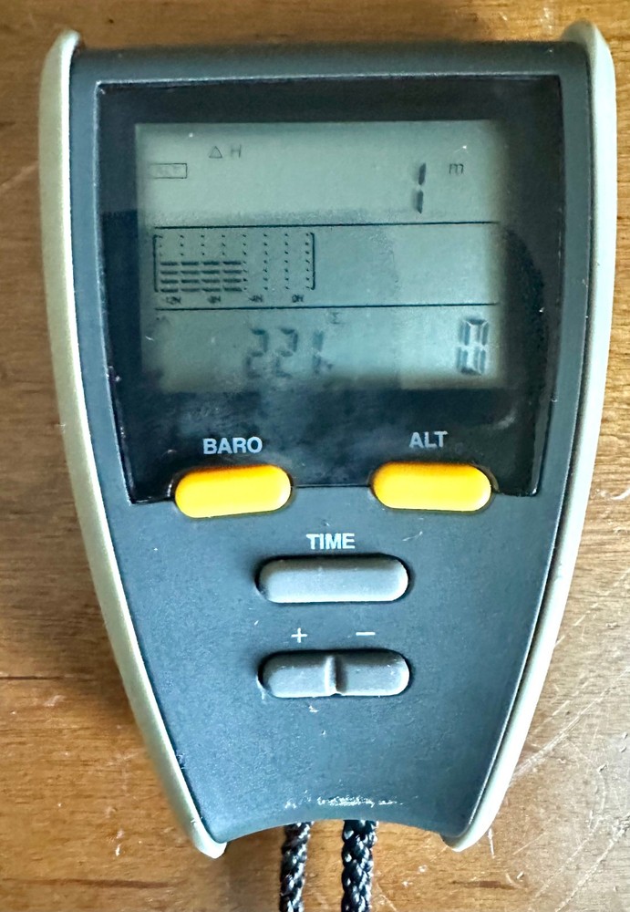 Speedtech Instruments SM-12 Skydiving Altimeter Barometer Tech Meter Equipment